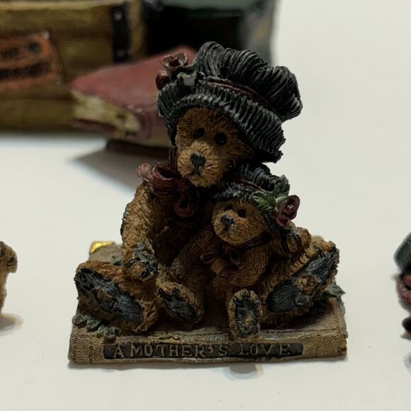 Boyds Bears Anniversary Collector's Edition Bailey's Ol' Trunk Figurines 2002 - Picture 5 of 12